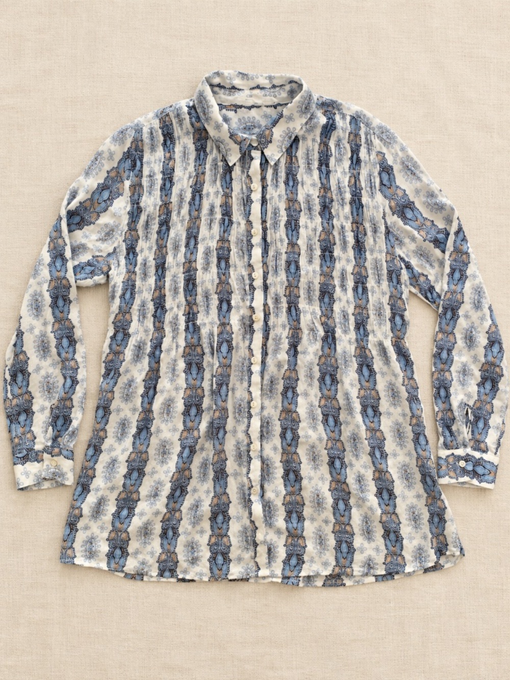 Jane + Delancey M Blue Paisley 100% Rayon Button Front Long Sleeve Blouse